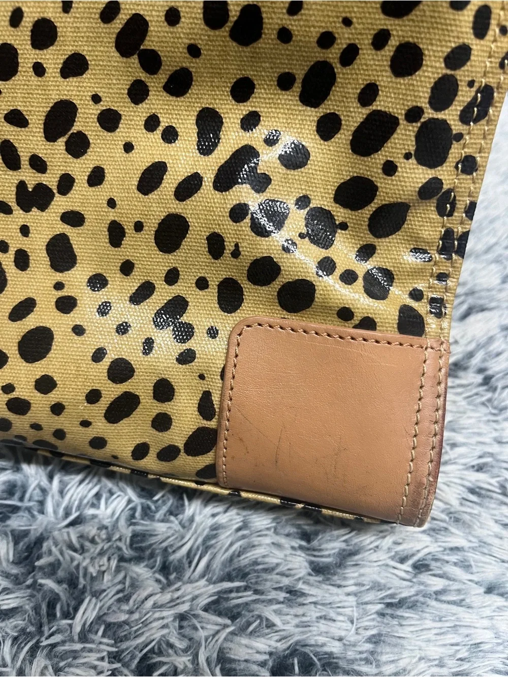 Tory Burch Vintage Ella Tote Animal Print Tan Leather Shiny Coated Canvas Fair